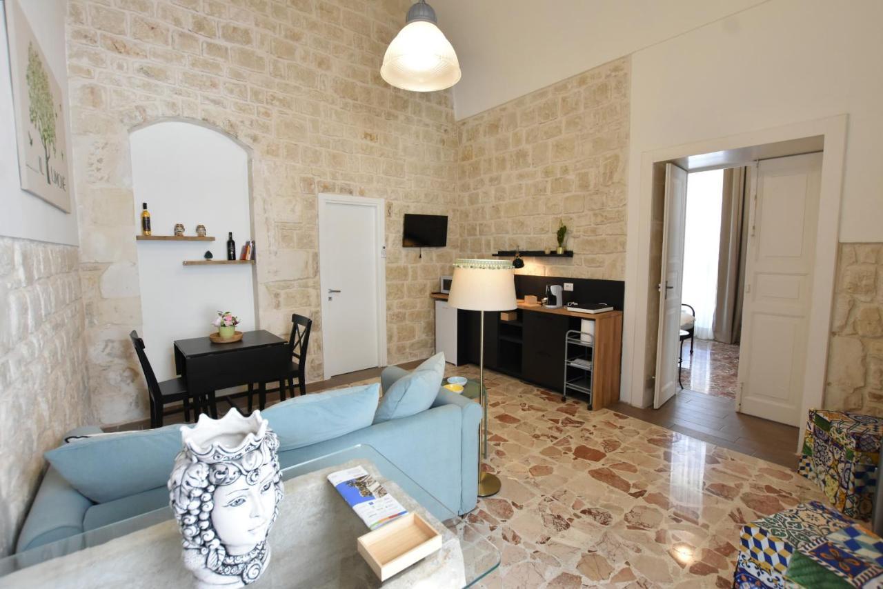 לינה וארוחת בוקר שיקלי Sicilia Bedda House מראה חיצוני תמונה