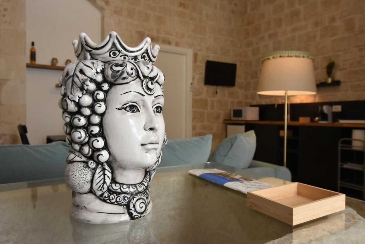 לינה וארוחת בוקר שיקלי Sicilia Bedda House מראה חיצוני תמונה